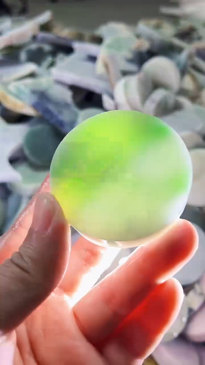 【闪购商品】翡翠挂件未镶嵌A货康壹270