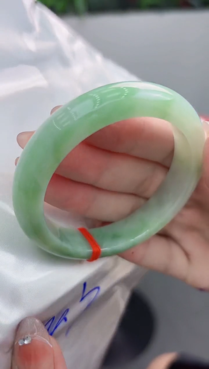 【闪购商品】翡翠手镯未镶嵌翡翠手镯