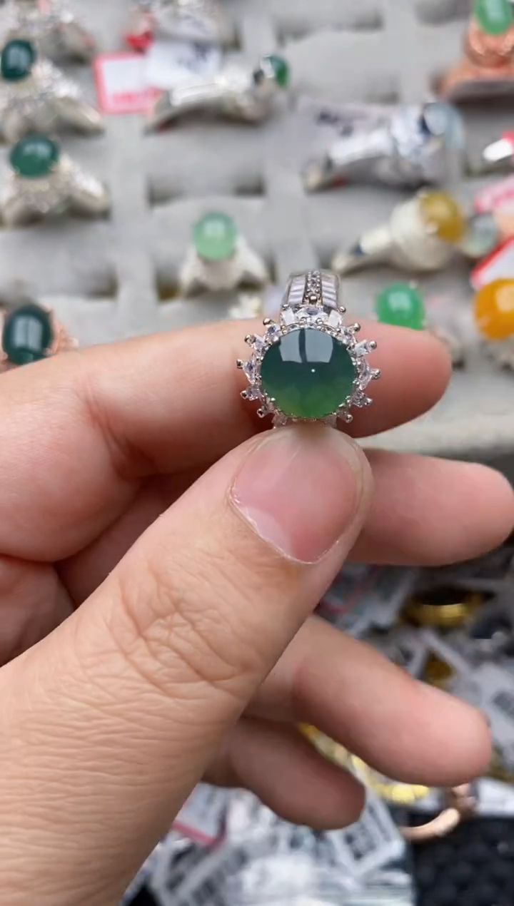 【闪购商品】翡翠戒指未镶嵌888888----54