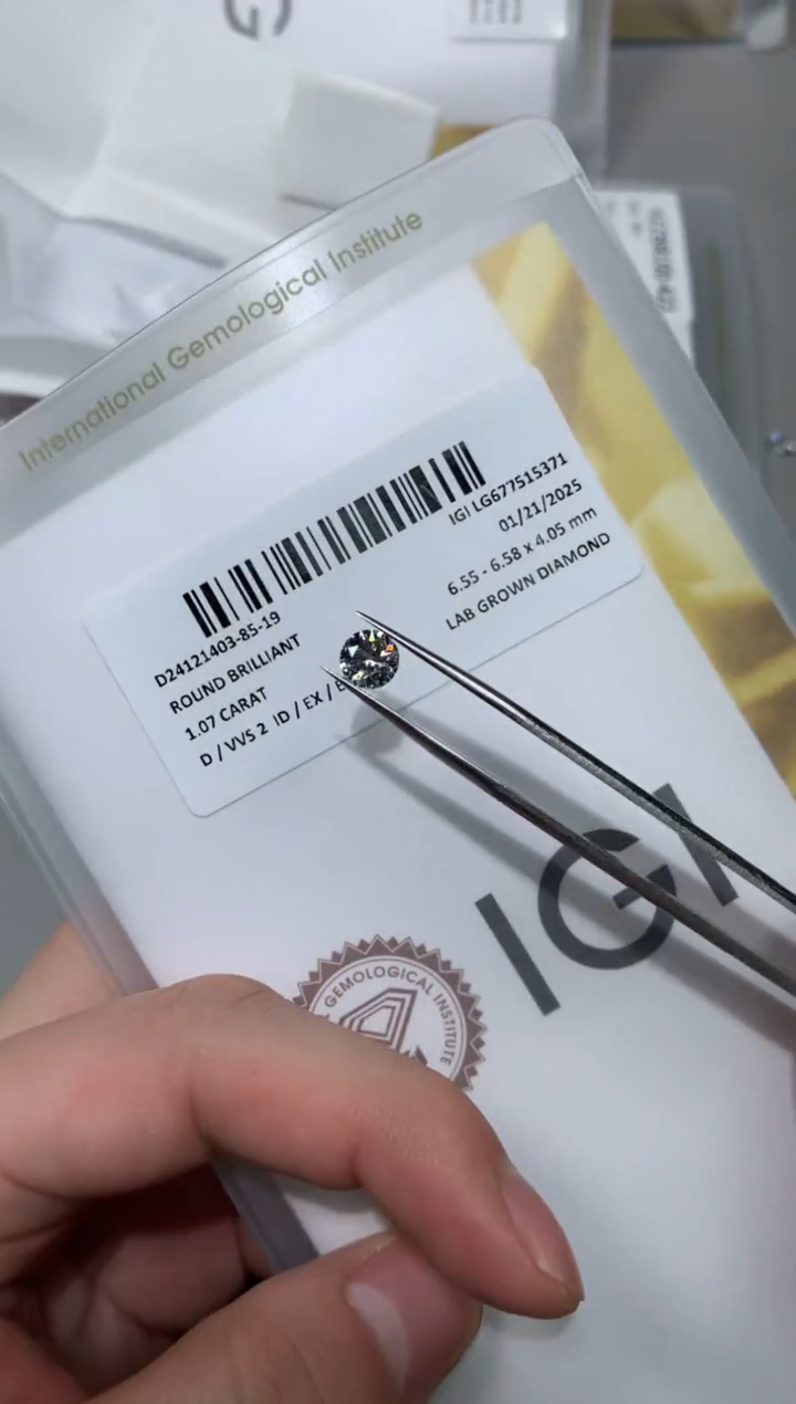 【闪购商品】实验室培育钻石裸石未镶嵌1.07D677515371