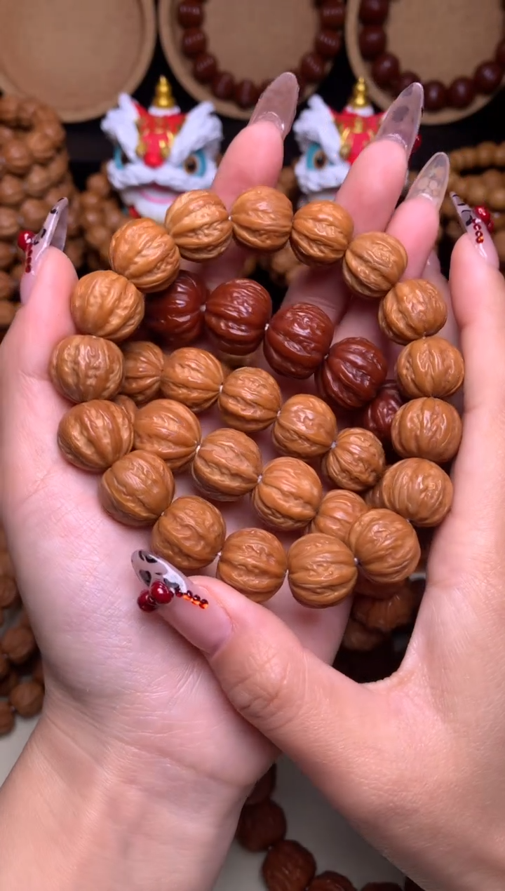 【闪购商品】文玩核桃手串春节破价15-16京八棱全品龙炎料