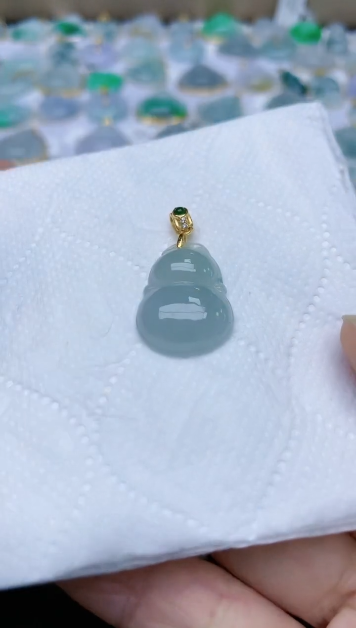 翡翠未镶嵌颈饰天然缅甸A货翡翠