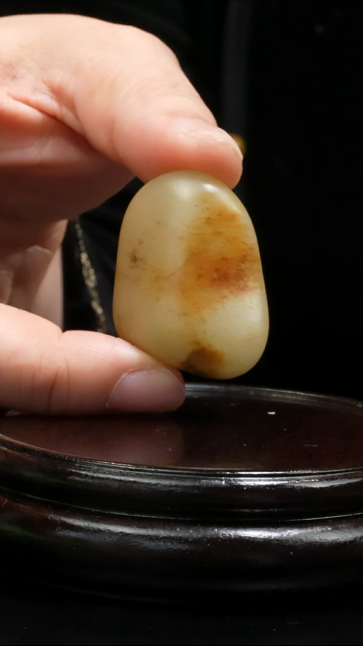 【闪购商品】和田玉吊坠(不含链)未镶嵌30.2克和田玉原石