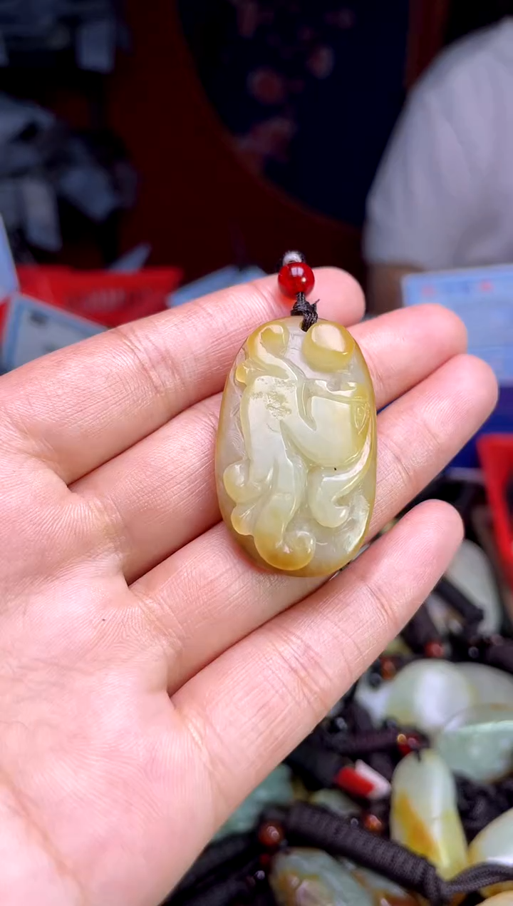 和田玉未镶嵌颈饰1