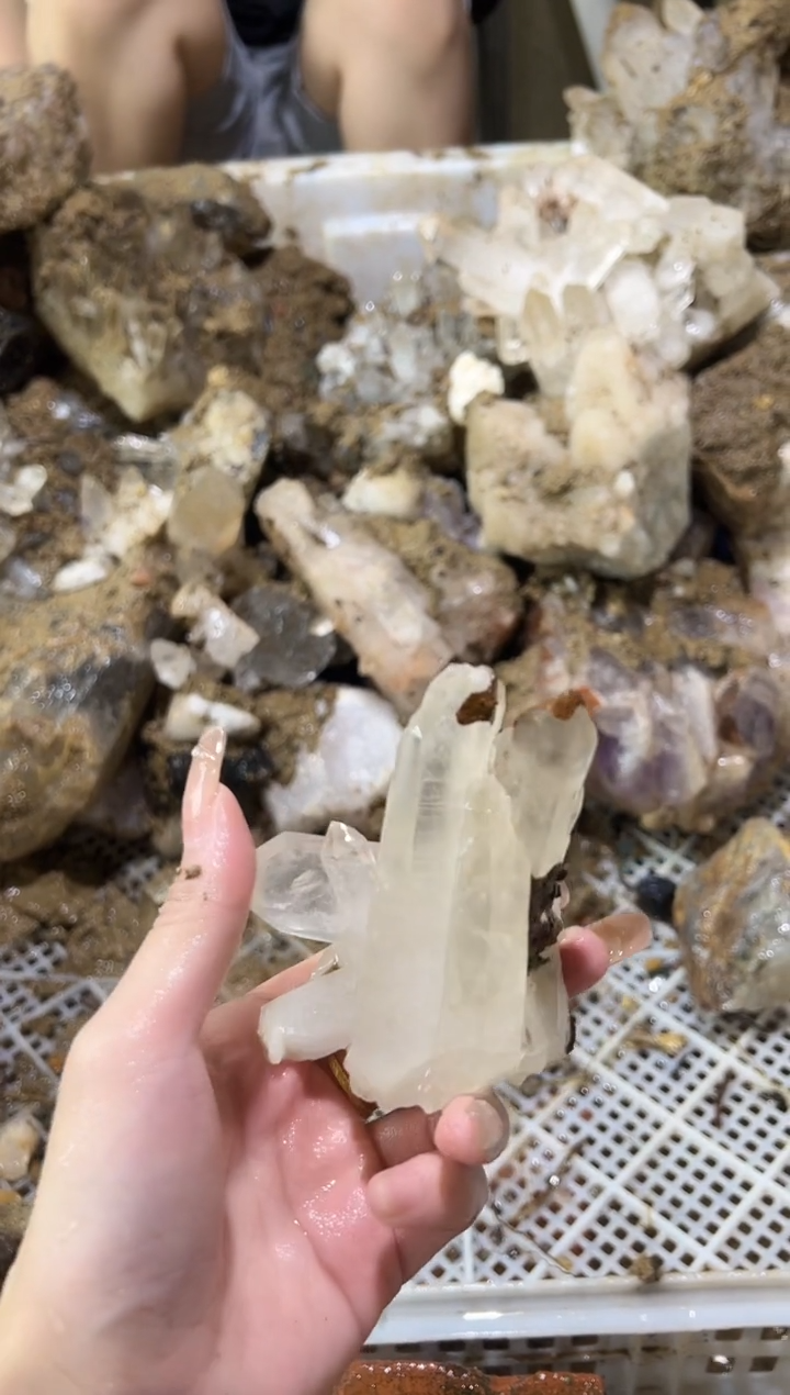 未镶嵌水晶大型摆件（非配饰）095