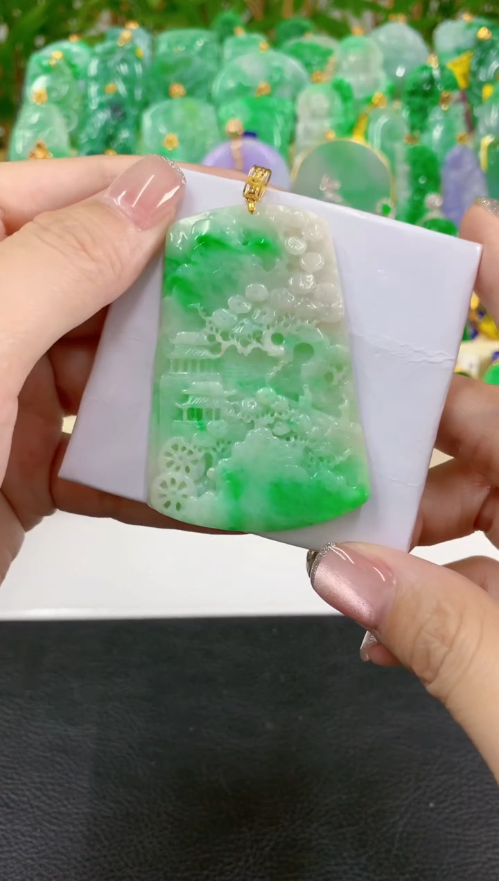 吊坠(不含链)18K金镶嵌翡翠挂件