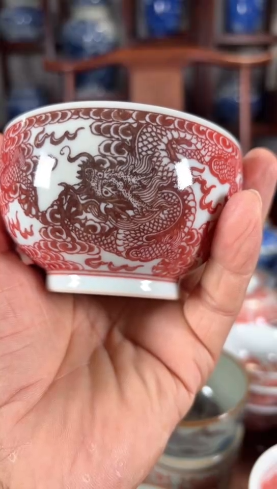 柴窑釉里红五龙杯杯