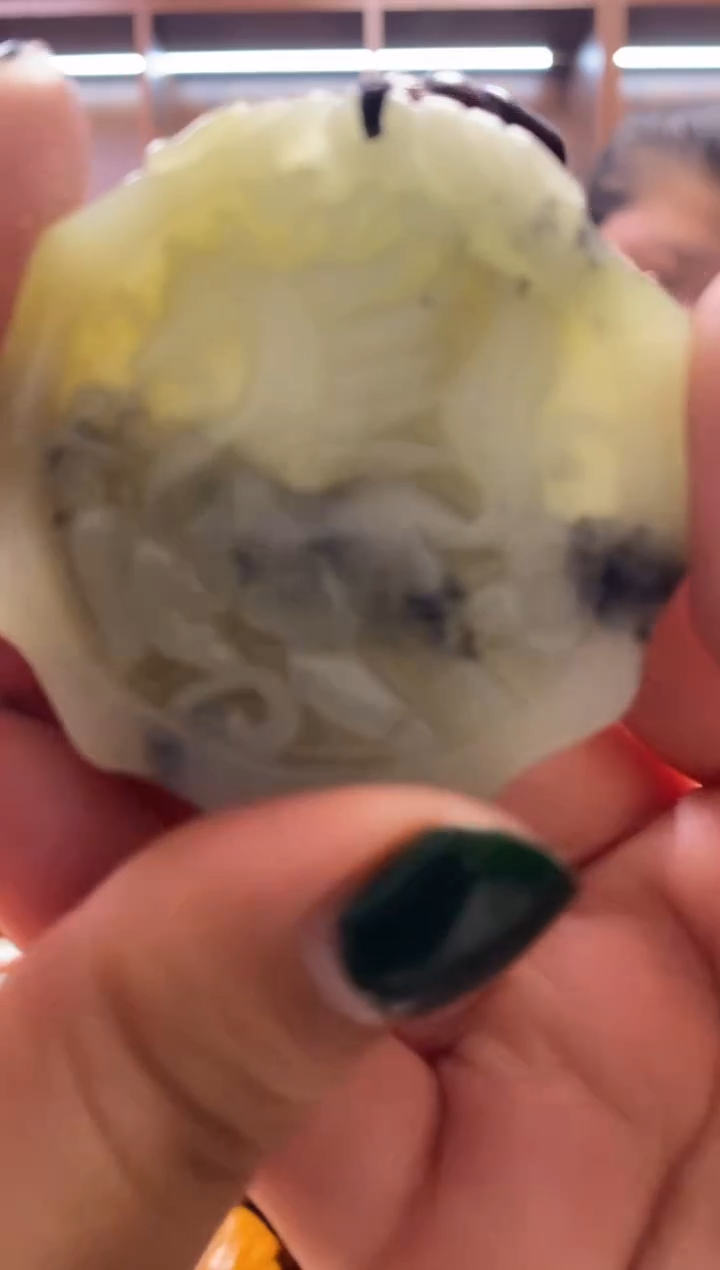 未镶嵌岫玉颈饰 