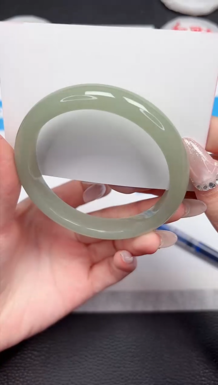 【闪购商品】石英质玉手镯未镶嵌780-60