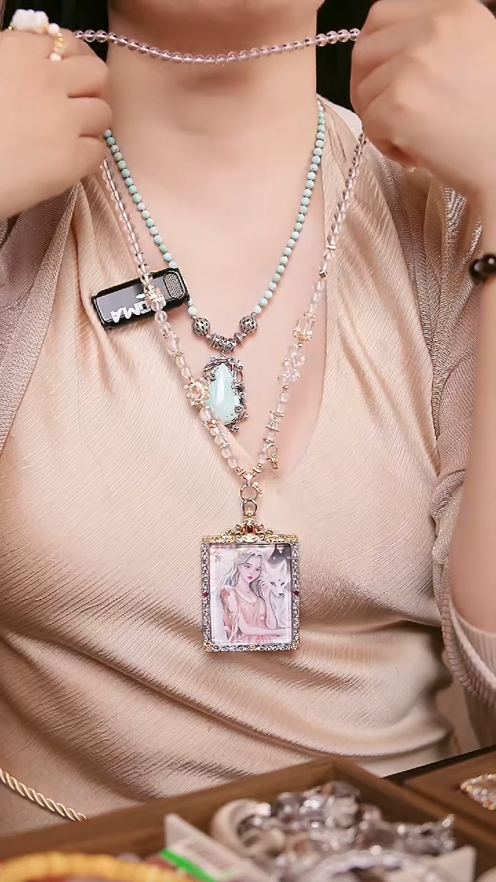 粉色狐狐配六芒星链