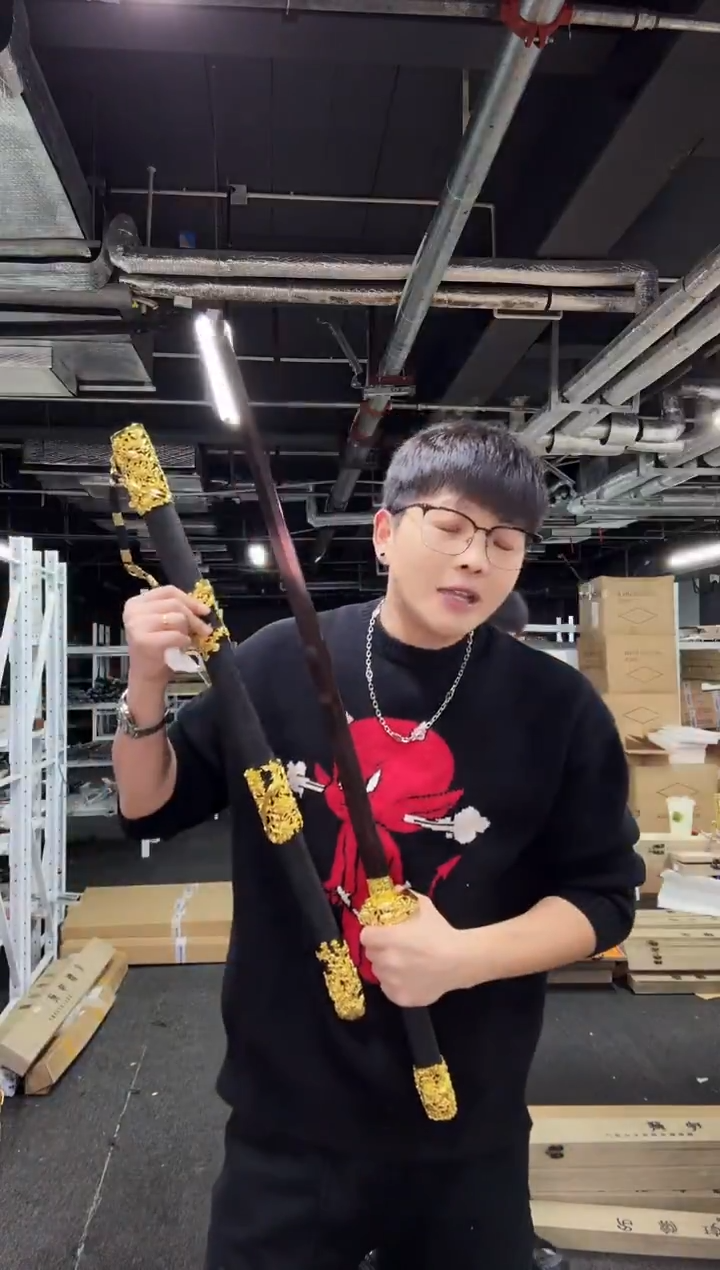 花丝鎏金 喜上眉梢 大马士革彩钢