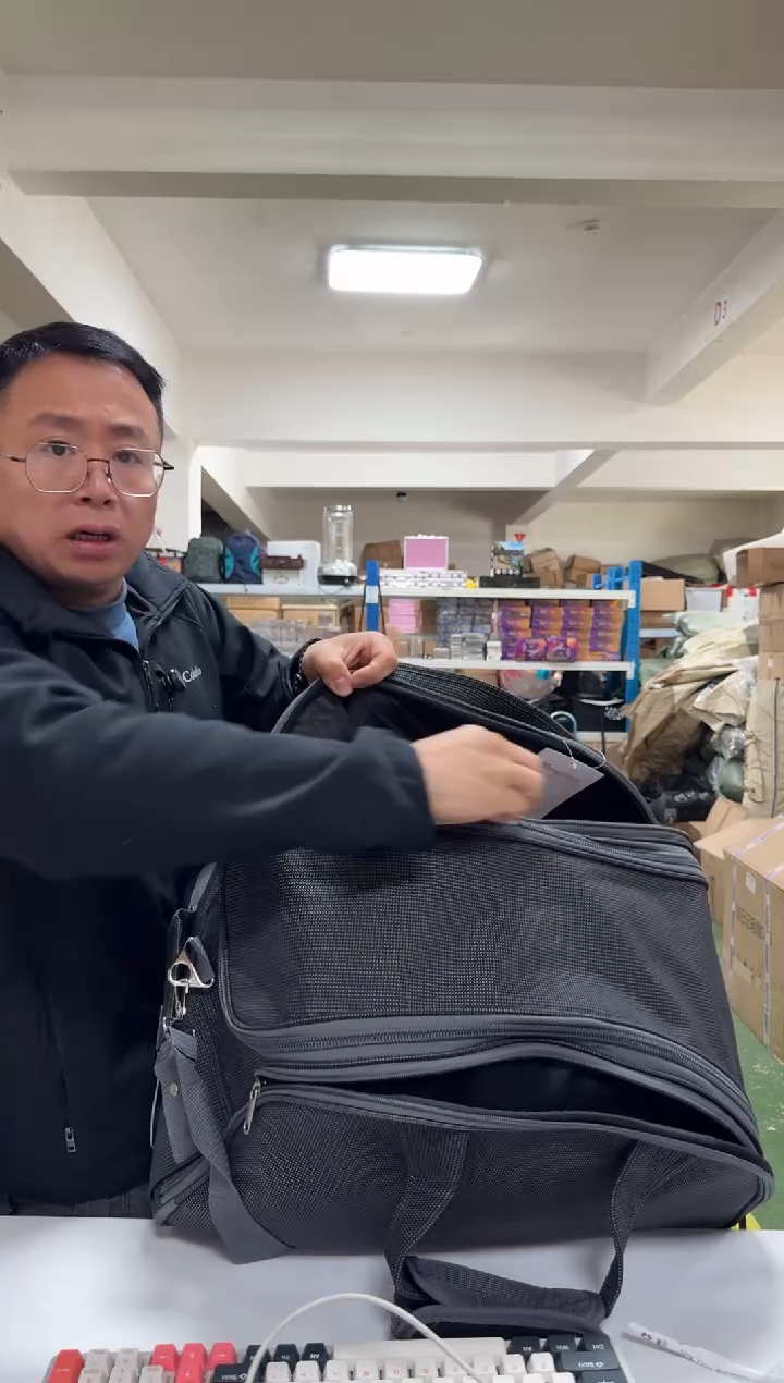 【闪购商品】塑料拖轮。小号  79.9元一只