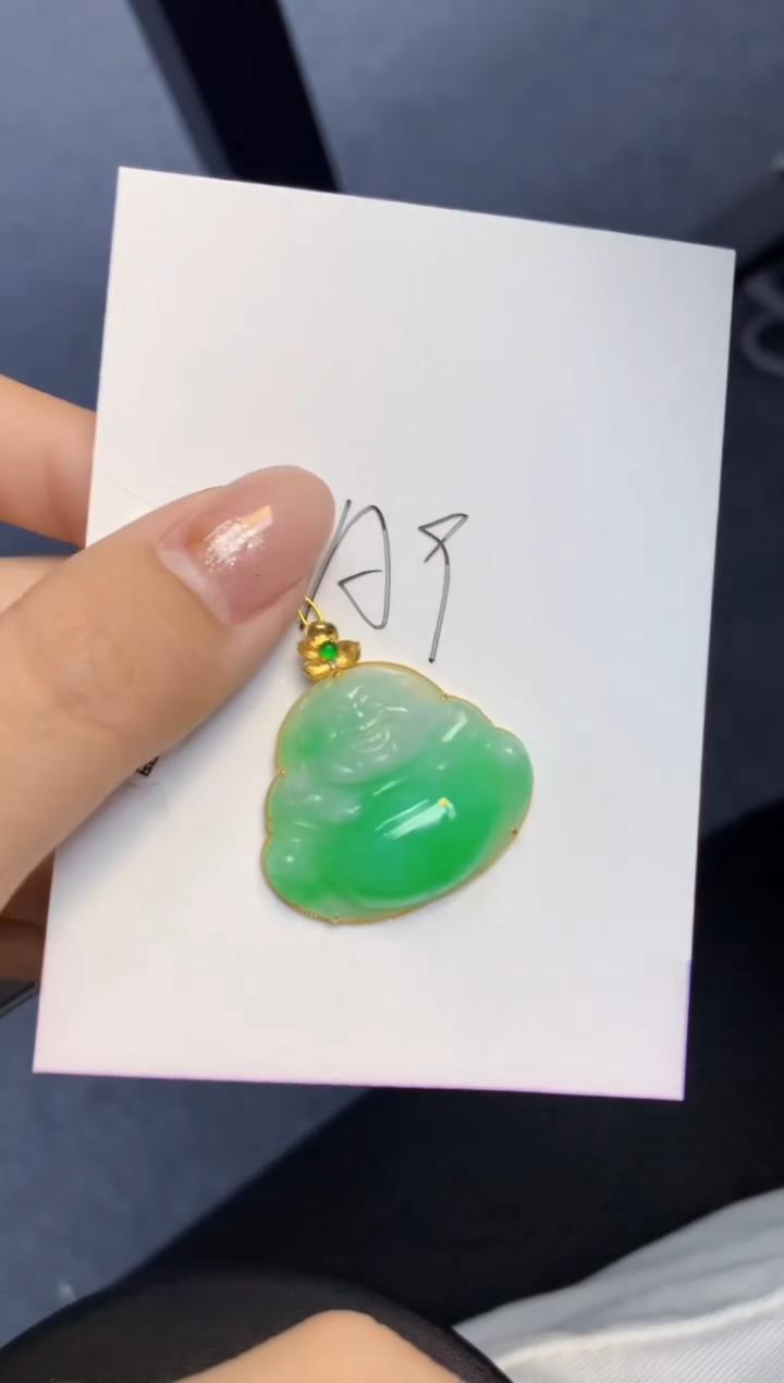 颈饰18K金镶嵌翡翠天然A货缅甸翡翠百元以上9元证书费自理