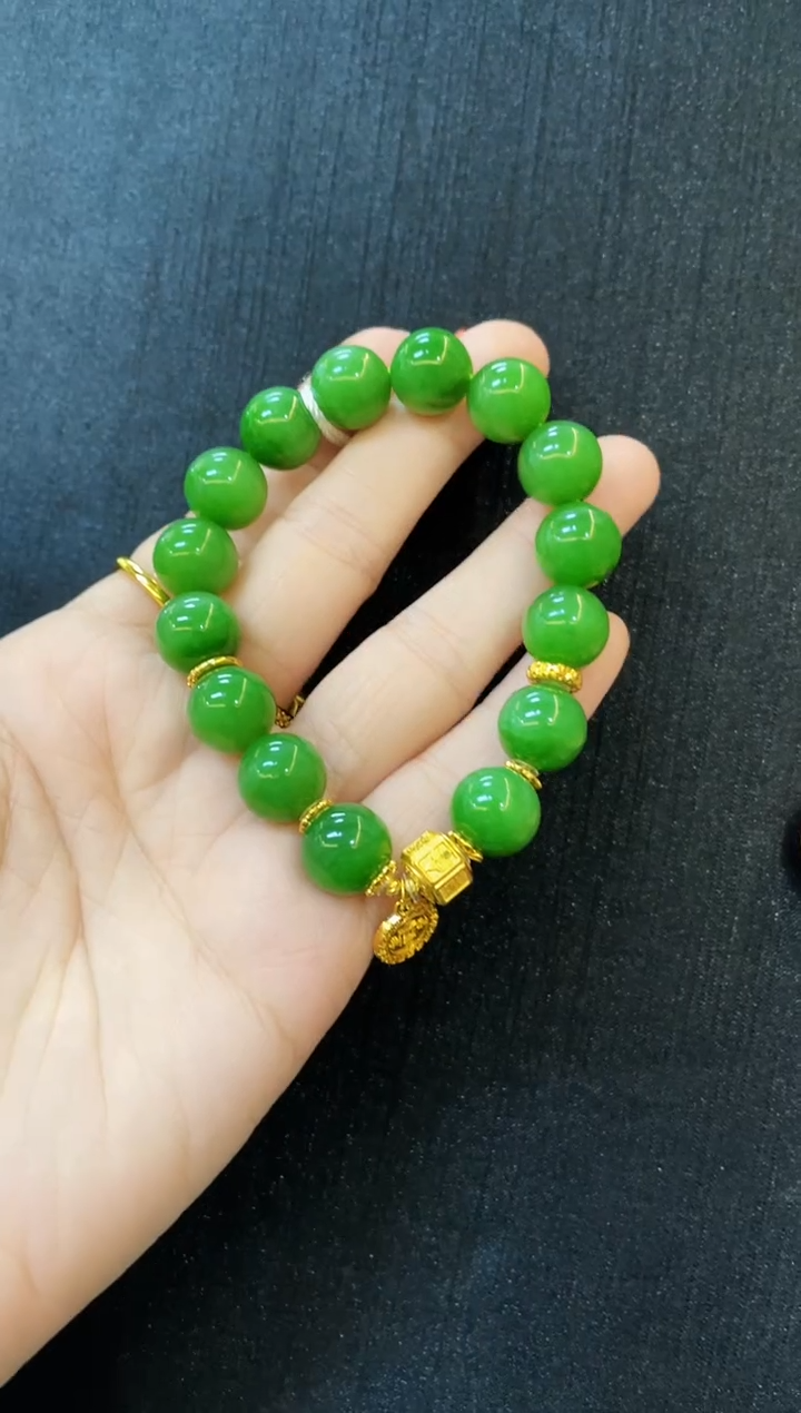 18K金镶嵌手串和田玉多样性发一