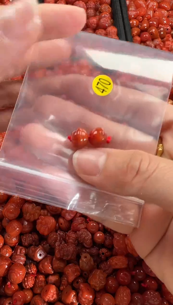 【闪购商品】南红玛瑙颈饰未镶嵌1