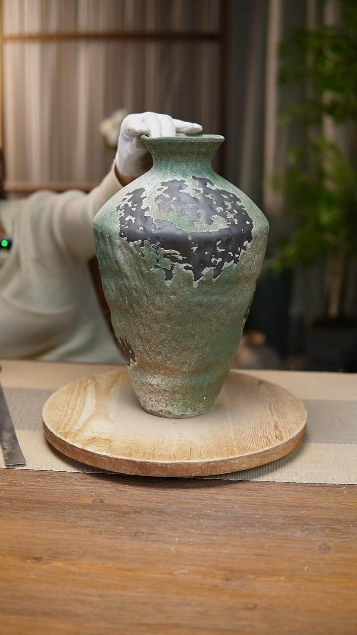 【闪购商品】陶瓷花器诧寂复古绿高脚