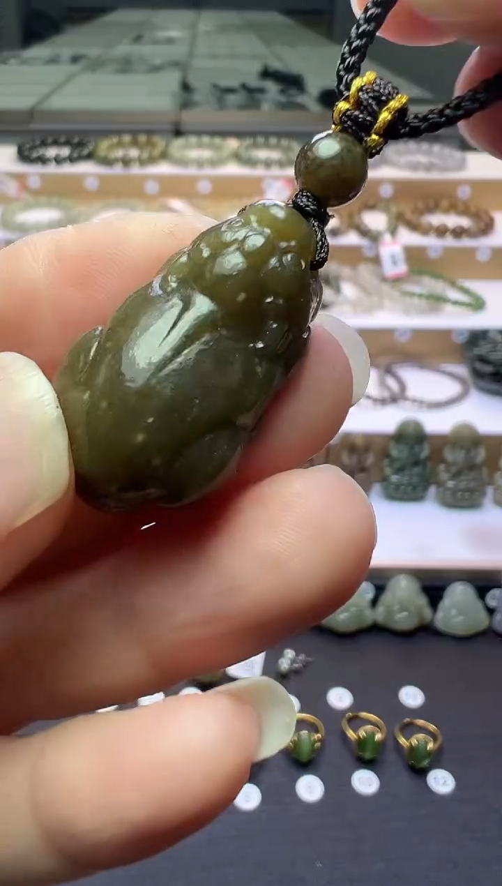 颈饰未镶嵌和田玉126号链接