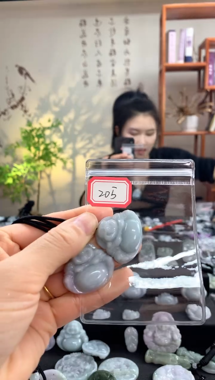 【闪购商品】翡翠颈饰未镶嵌佛公 205多样性发一件