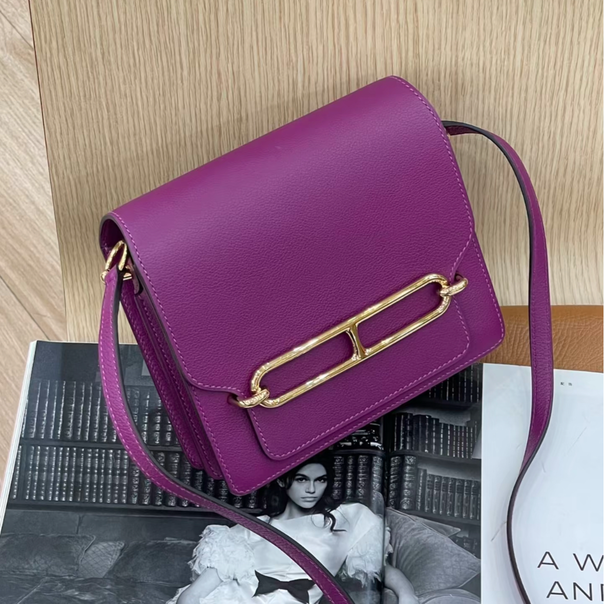 99新 Hermes/爱马仕 小花Jerry P205437982 猪鼻子 19 海葵紫D刻