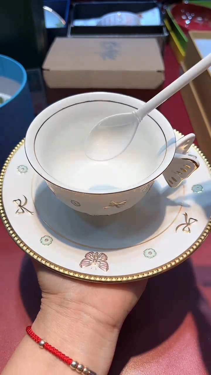 【闪购商品】瓷片锅碗瓢盆一件不剩