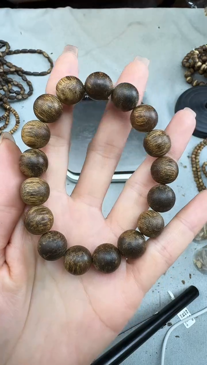沉香手串1318沉香老料圆珠单圈多样性发一