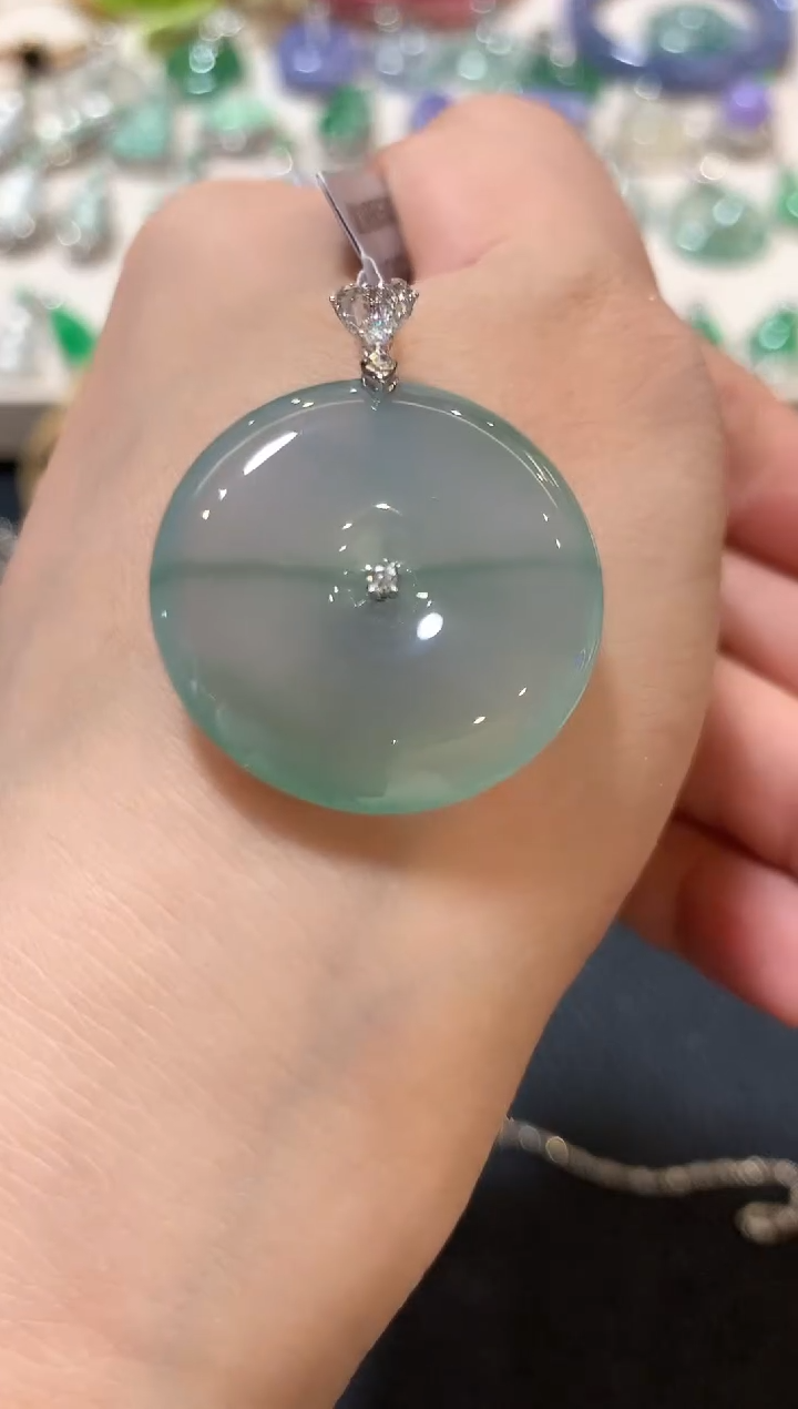 吊坠(不含链)18K金镶嵌翡翠z74  