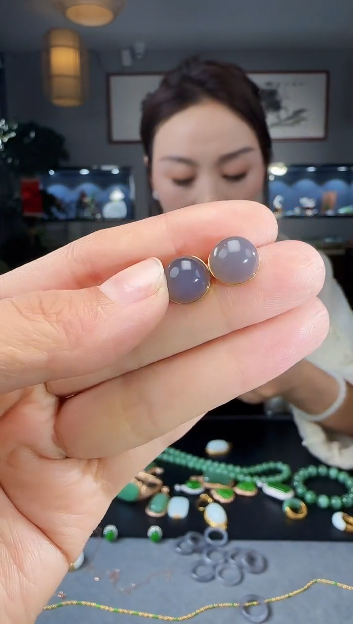 【闪购商品】和田玉耳钉18K金镶嵌1