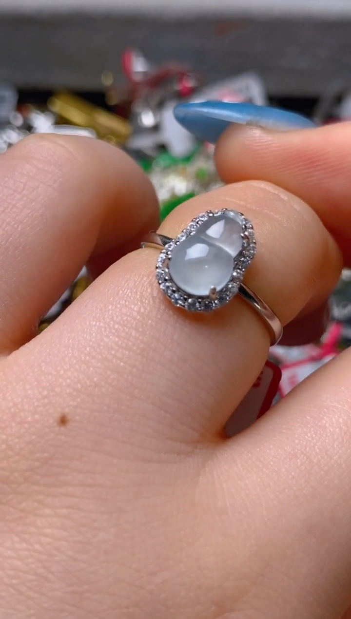 银S925镶嵌戒指翡翠百内无证书