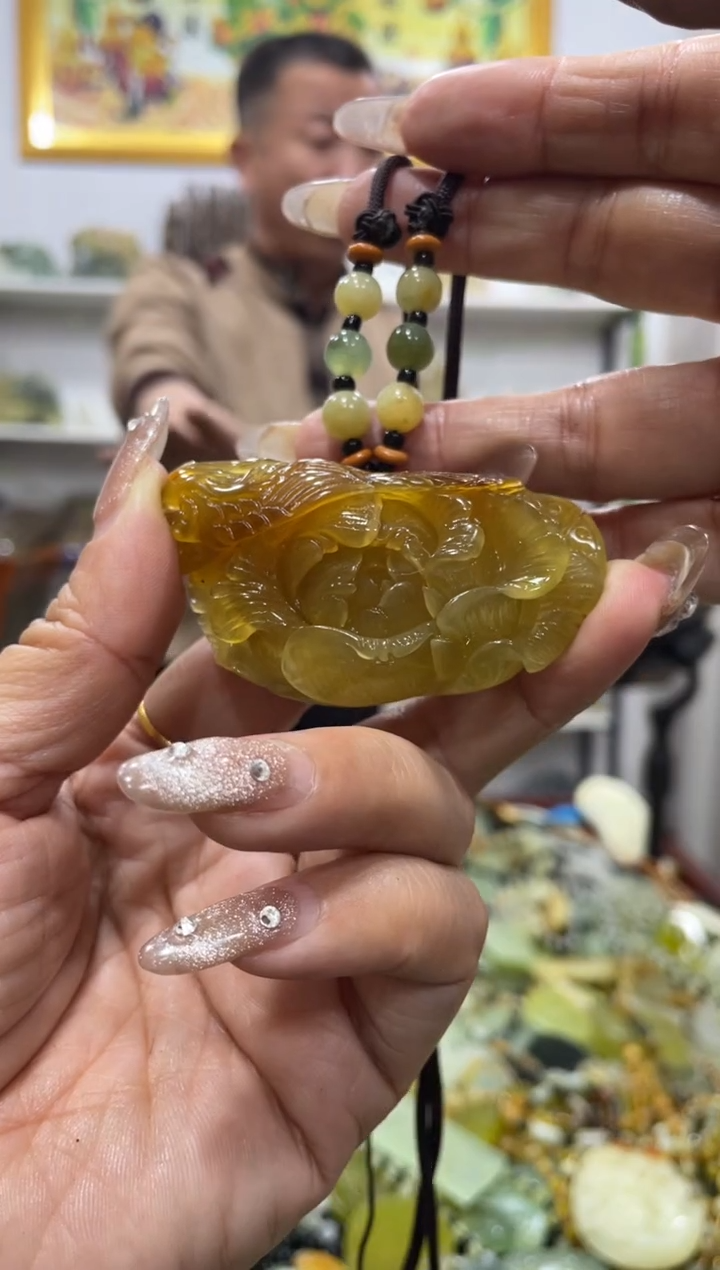 【闪购商品】岫玉吊坠未镶嵌             