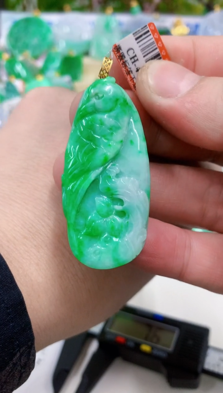 【闪购商品】翡翠吊坠(不含链)18K金镶嵌挂件