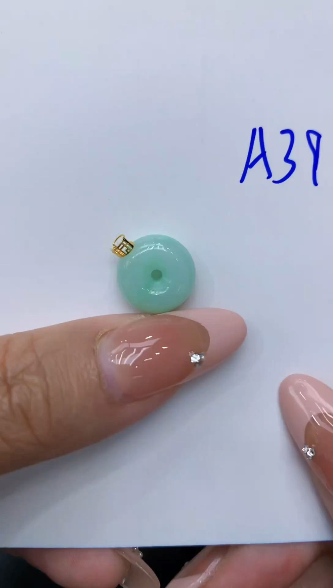 【闪购商品】翡翠颈饰18K金镶嵌111111111