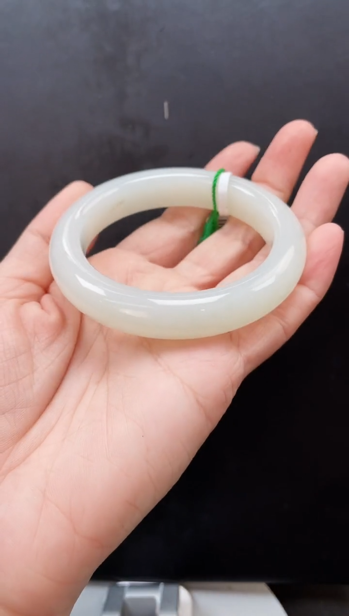 未镶嵌手镯和田玉多样性发一 54 -60 