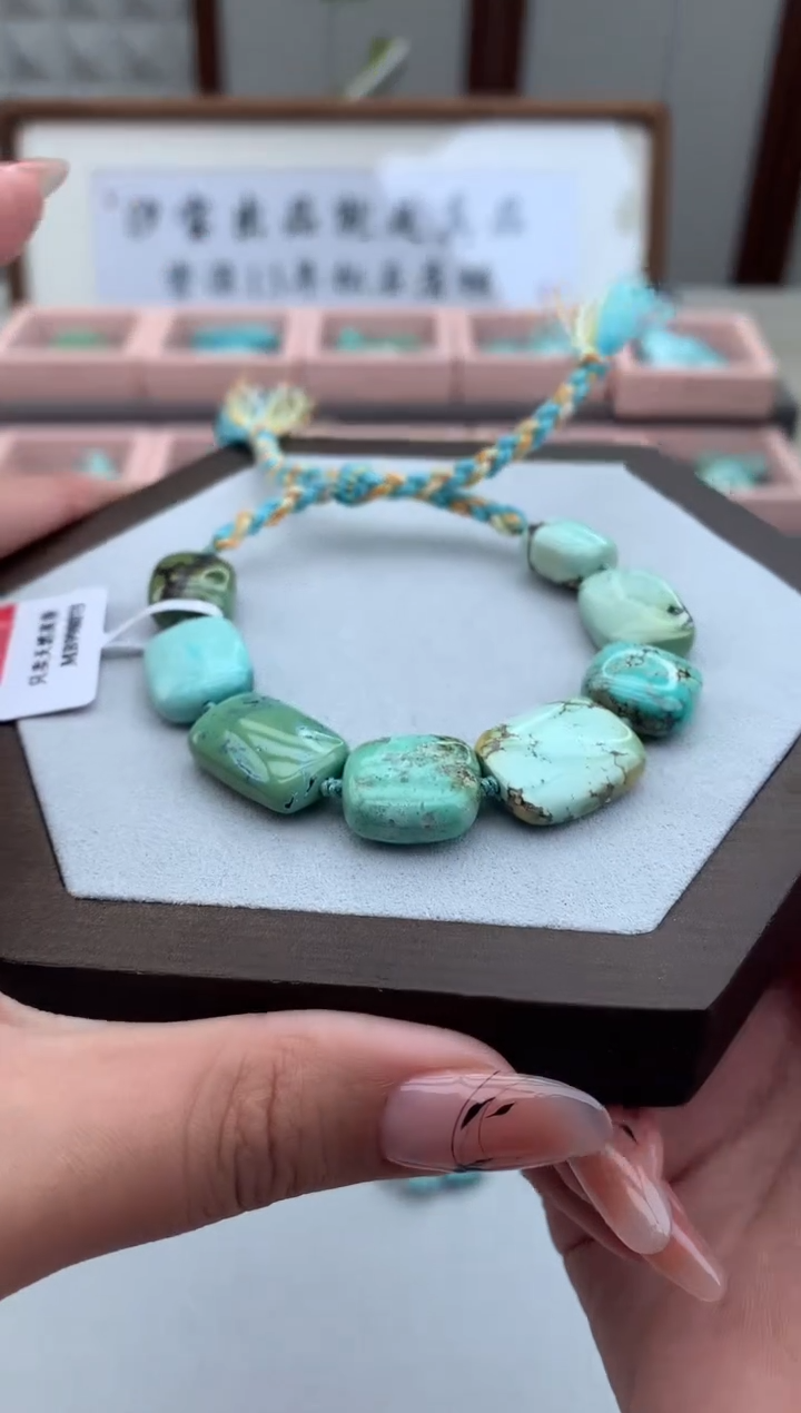 【闪购商品】绿松石未镶嵌手串G114
