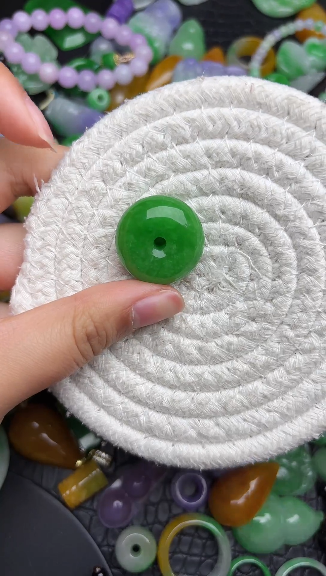 颈饰未镶嵌翡翠缅甸翡翠吊坠