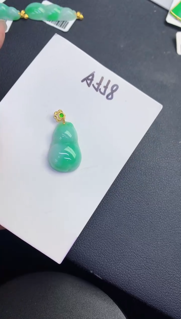 颈饰未镶嵌翡翠缅甸天然翡翠A货