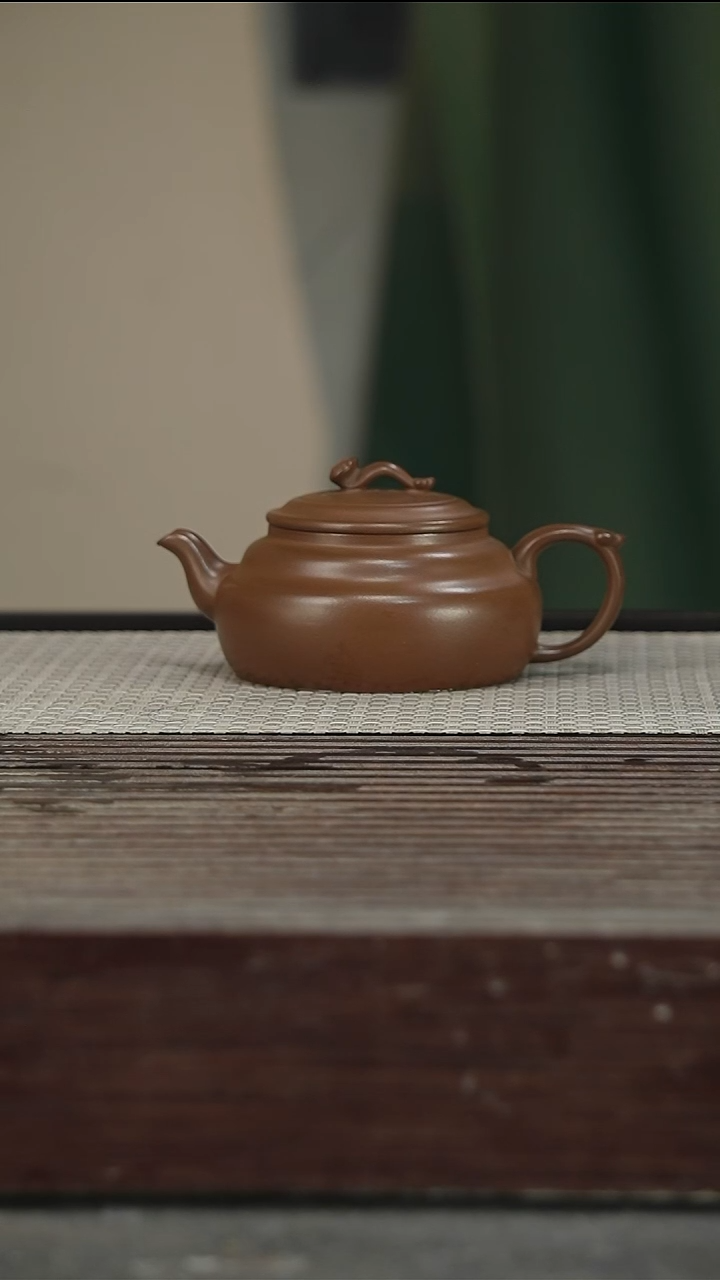 茶壶紫砂85号160CC