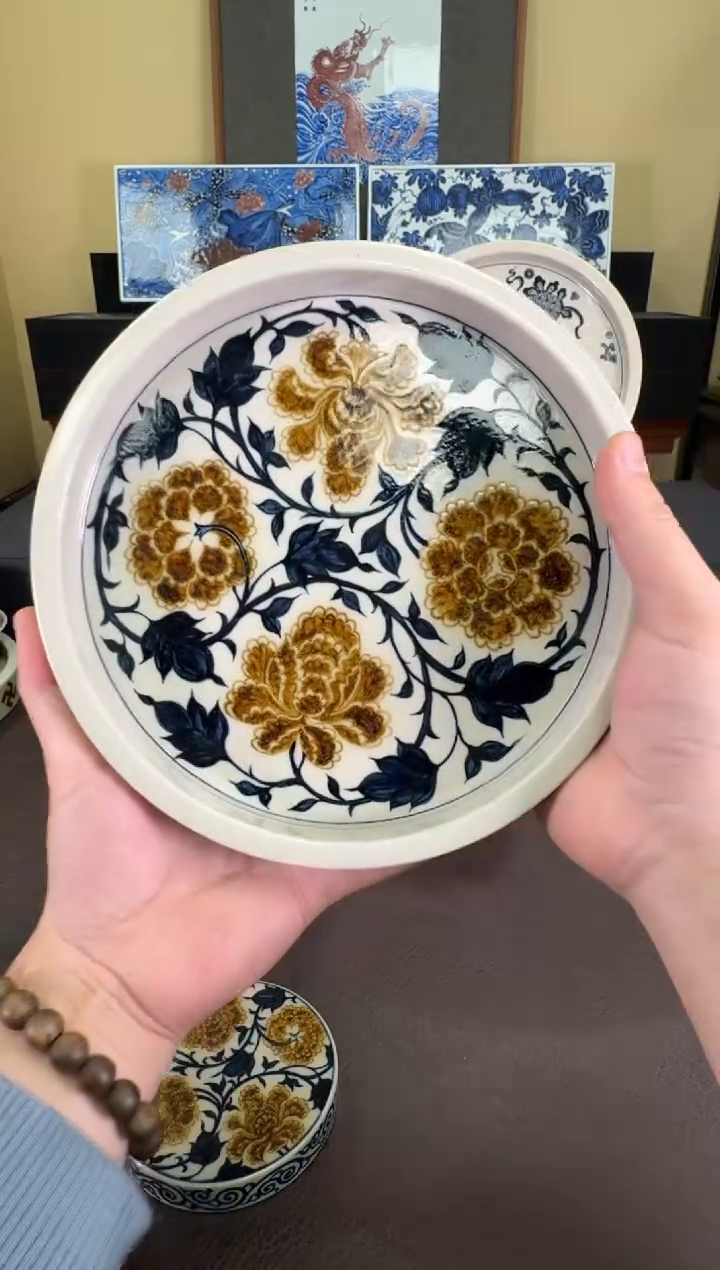 【闪购商品】二号釉牡丹纹壶承