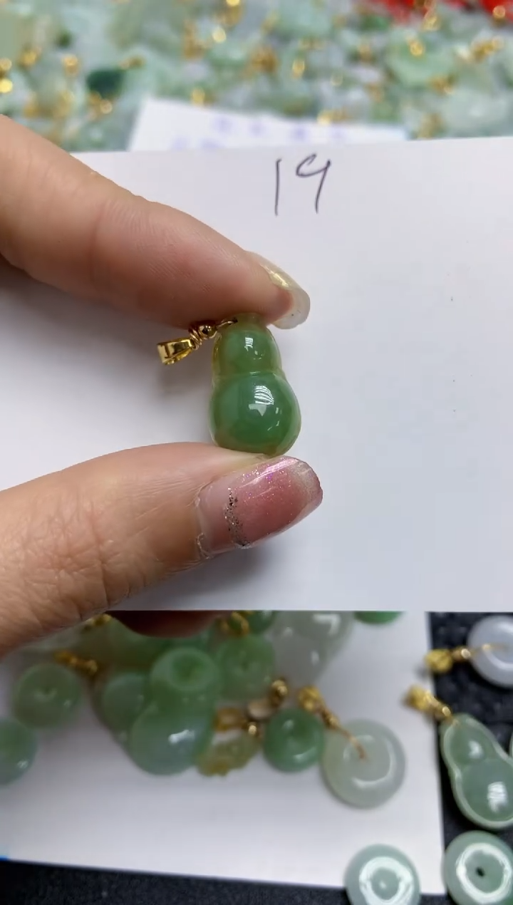 【闪购商品】翡翠颈饰合金天然翡翠A货