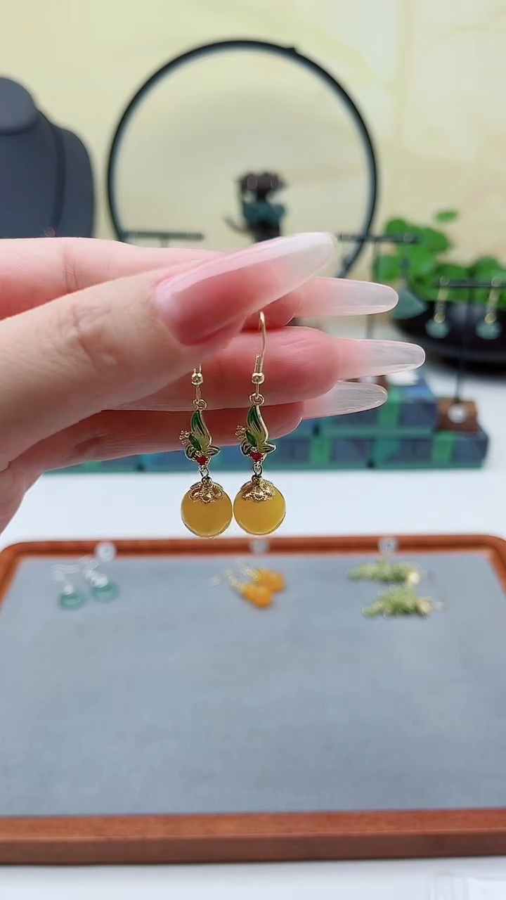 未镶嵌耳钉玛瑙/玉髓8852