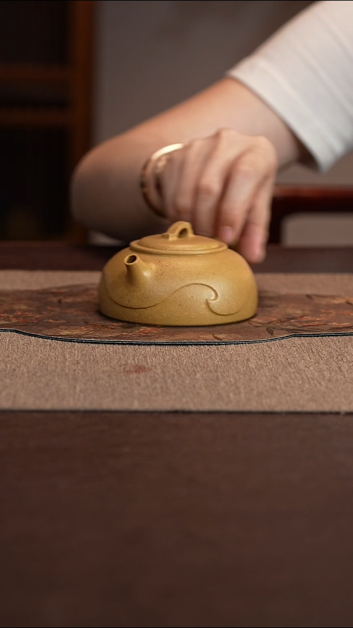 茶壶紫砂老宕口黄金段