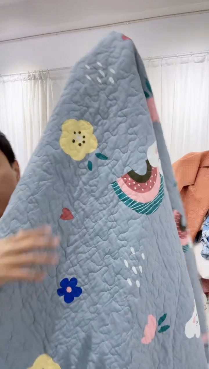 棉200*230纯棉床盖100号微瑕