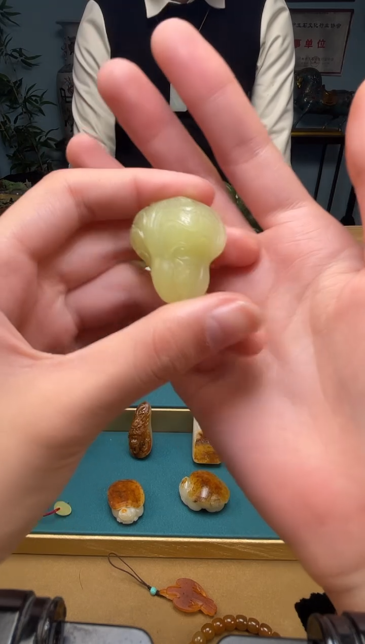 【闪购商品】和田玉颈饰未镶嵌吊坠 多样性发货拍一发一