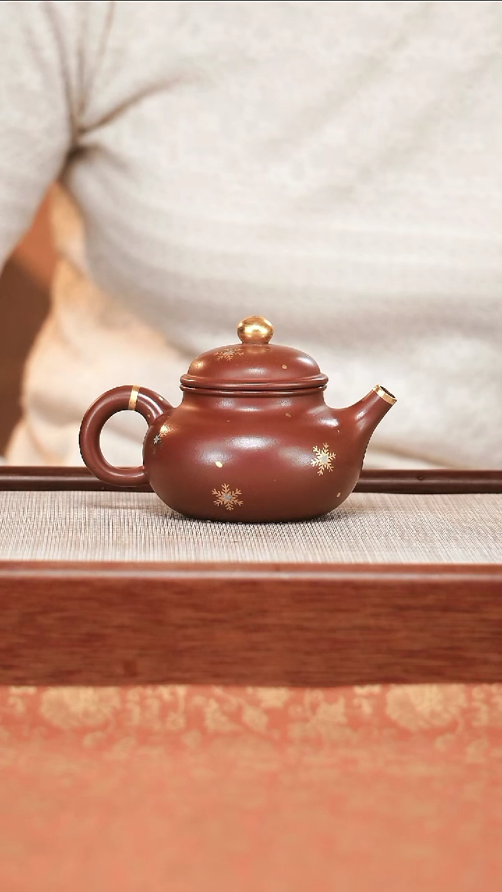 宜兴紫砂壶   0426  A40