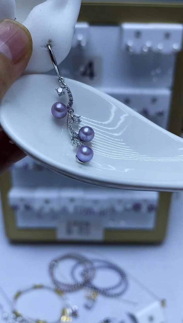 银S925镶嵌耳饰淡水珍珠301