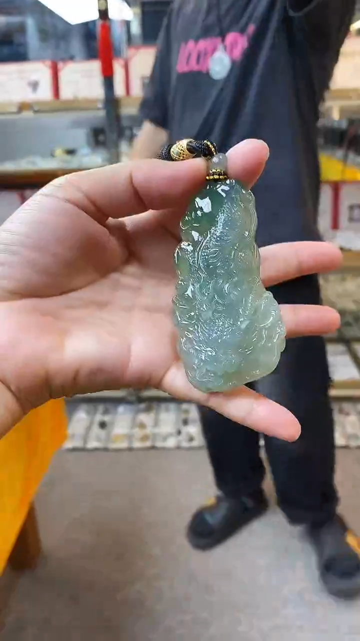 【闪购商品】翡翠吊坠(不含链)未镶嵌挂件