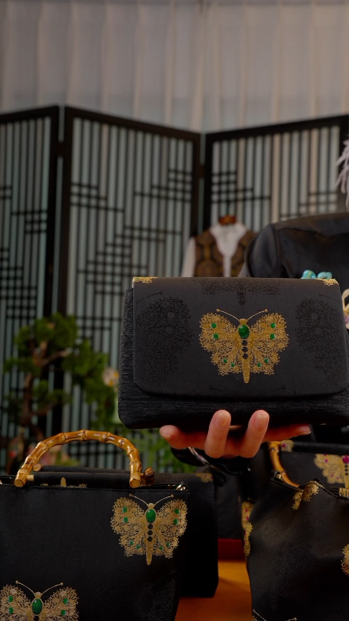 刺绣?****k非遗绒花苏绣饰品