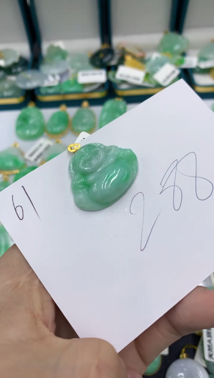 【闪购商品】翡翠颈饰18K金镶嵌翡翠