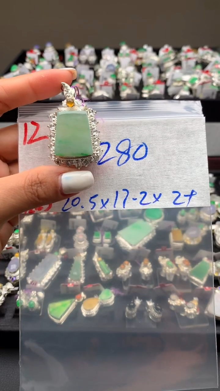 【闪购商品】定制翡翠未镶嵌毛货需精细抛光拍一发一