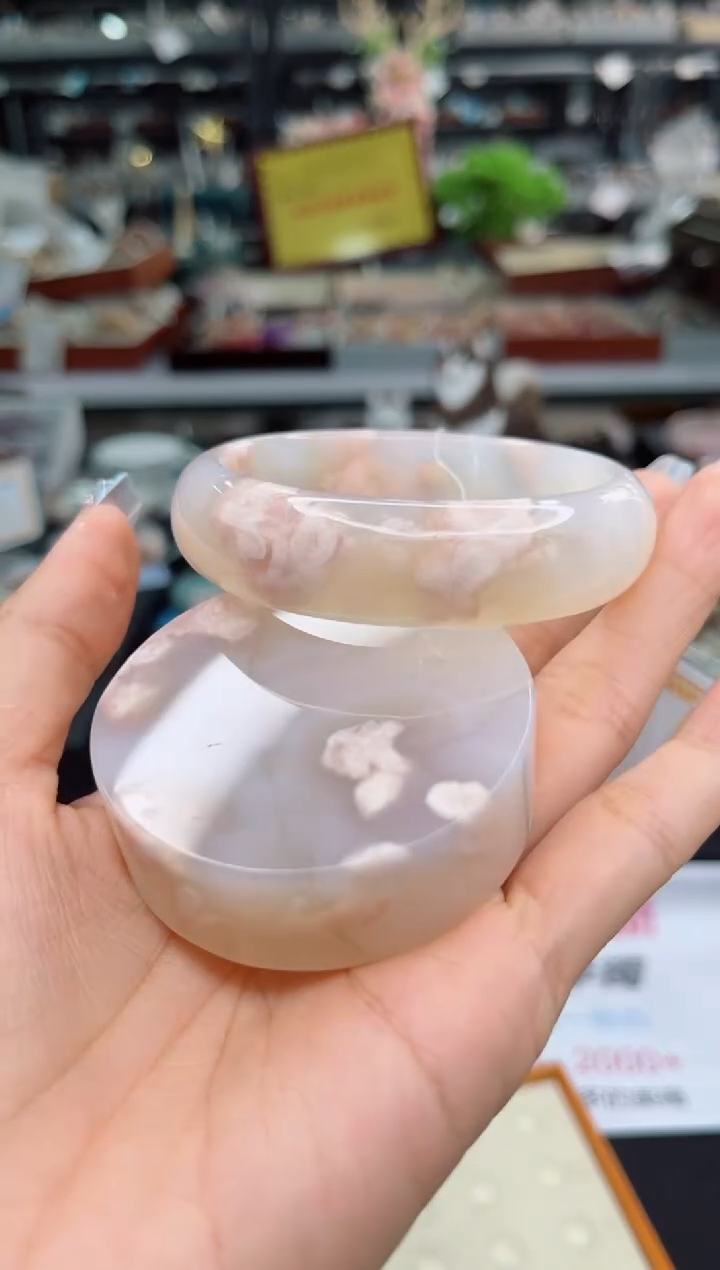 【闪购商品】石英质玉手镯未镶嵌57圈口（赠品镯心）656814