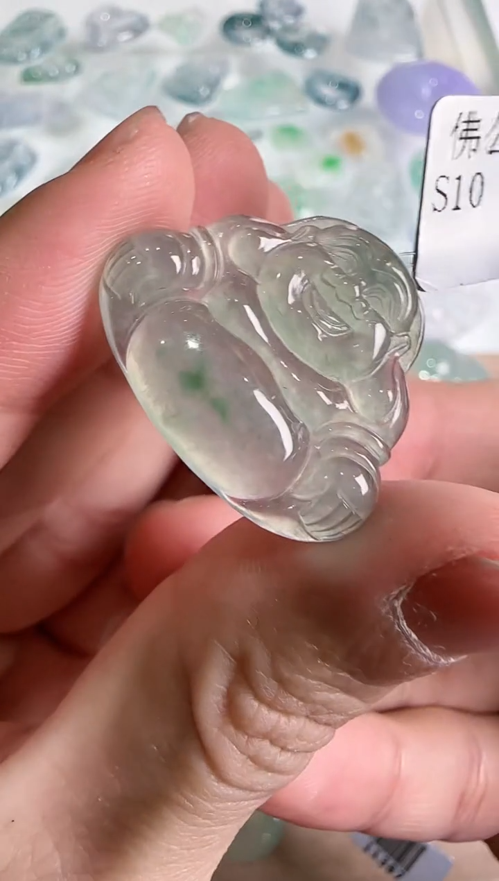 【闪购商品】翡翠吊坠(不含链)未镶嵌··